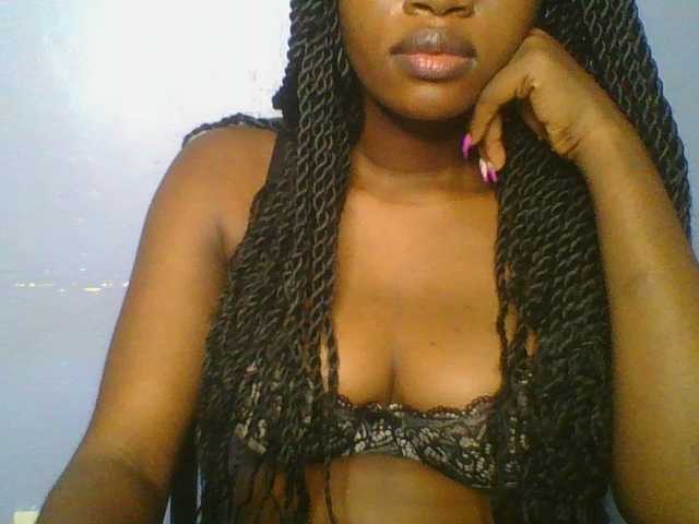 Sweetchely live cam on BongaCams