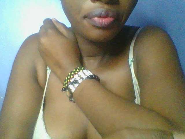 Sweetchely live cam on BongaCams