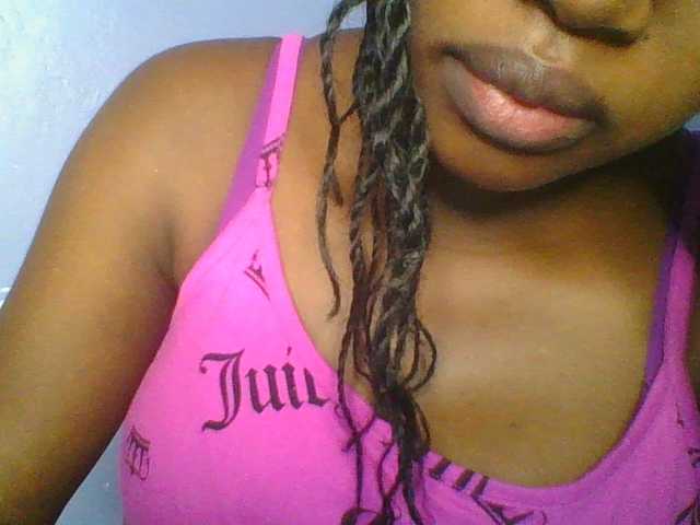 Sweetchely Cam en direct sur BongaCams
