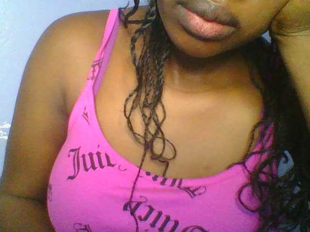 Sweetchely live webcam show