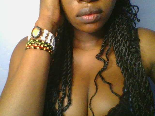 Sweetchely live cam on BongaCams