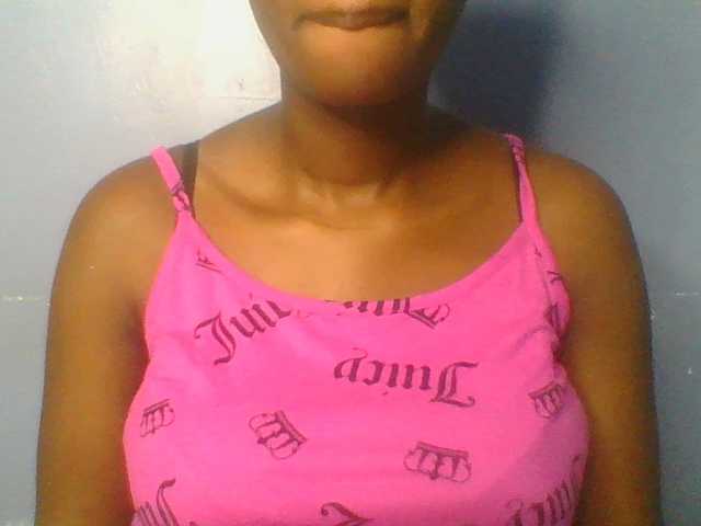 Sweetchely live cam on UnifiedCams