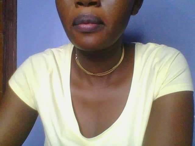 Sweetchely live cam on BongaCams