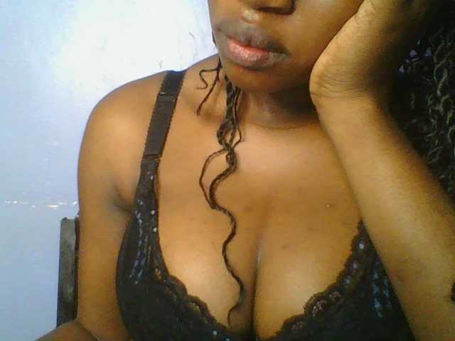 Sweetchely live cam on BongaCams