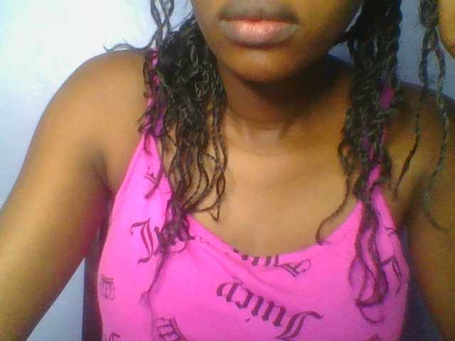 Sweetchely live cam on BongaCams