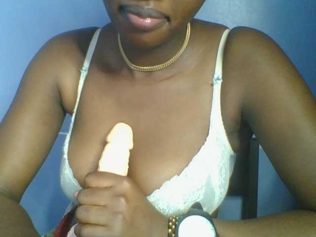 Sweetchely live cam on BongaCams