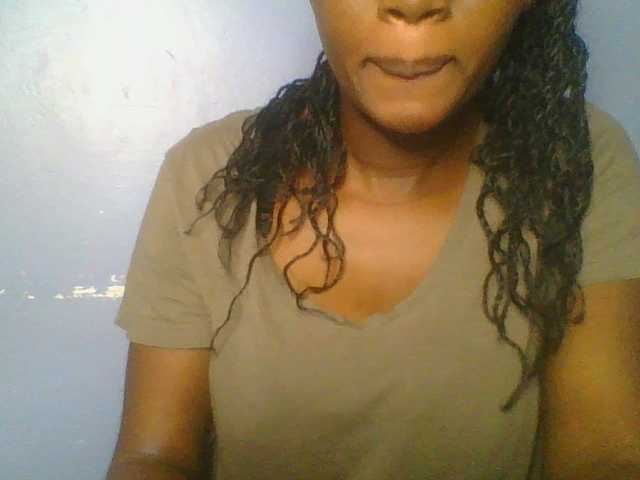 Sweetchely live cam on BongaCams