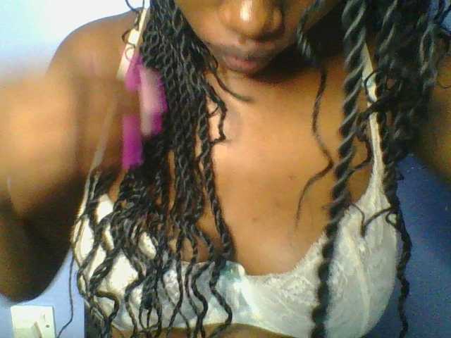 Sweetchely live cam on BongaCams