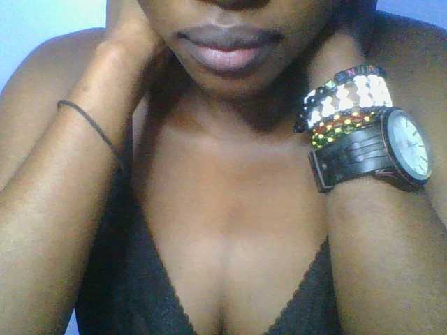 Sweetchely live cam on BongaCams
