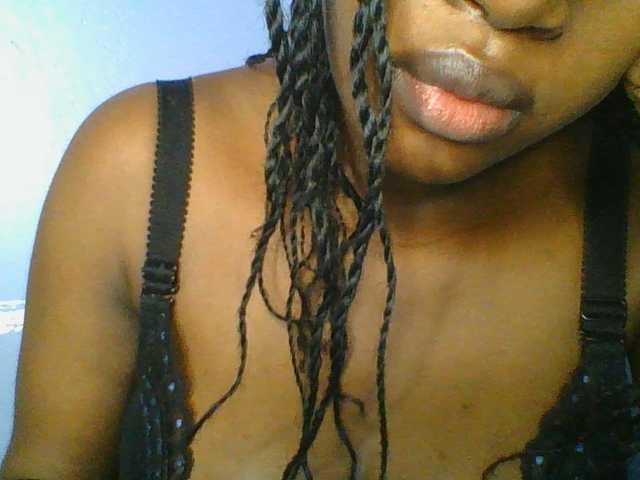 Sweetchely live cam on BongaCams