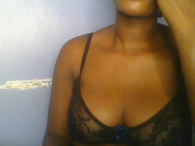 Sweetchely live cam on BongaCams