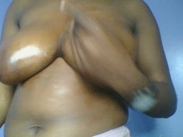 Sweetchely live cam on BongaCams