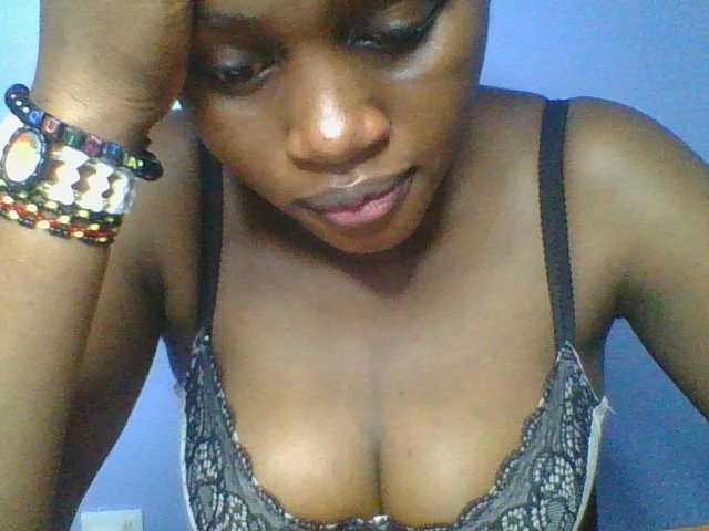Sweetchely live cam on BongaCams