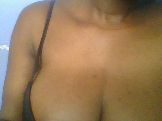 Sweetchely live cam on BongaCams