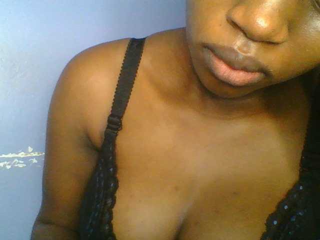 Sweetchely live cam on BongaCams