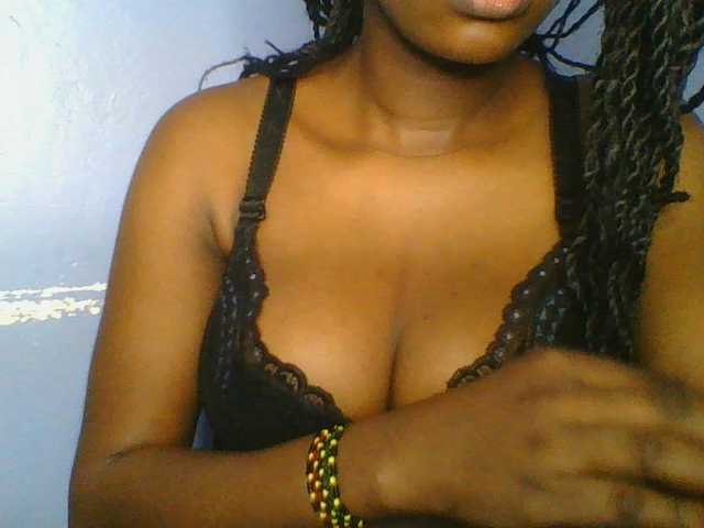 Sweetchely live cam on BongaCams