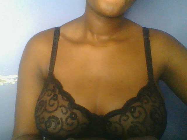 Sweetchely live cam on BongaCams