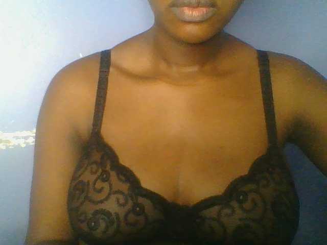 Sweetchely live cam on BongaCams