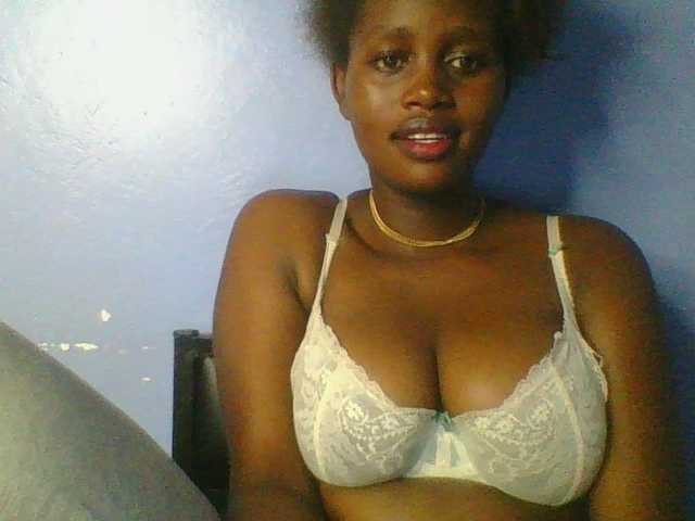 Sweetchely live cam on BongaCams