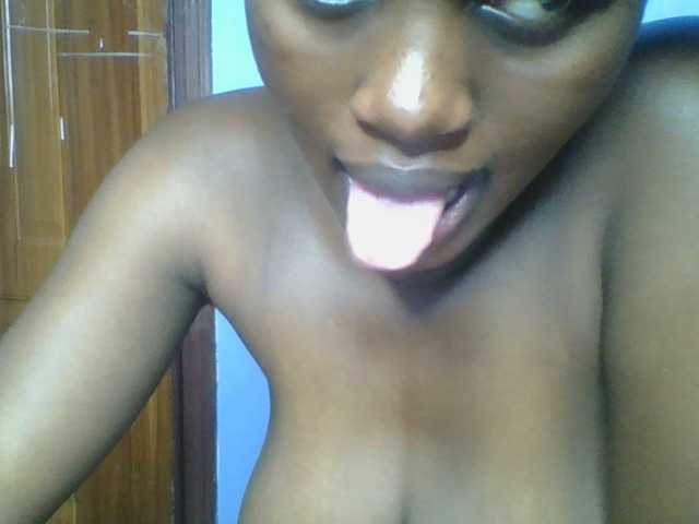 Sweetchely live cam on BongaCams