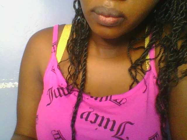 Sweetchely live cam on BongaCams