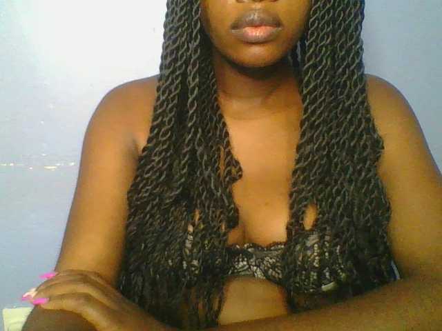 Sweetchely live webcam show