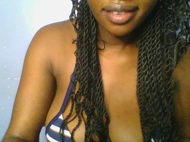 Sweetchely live cam on UnifiedCams