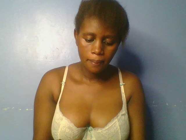 Sweetchely live cam on BongaCams