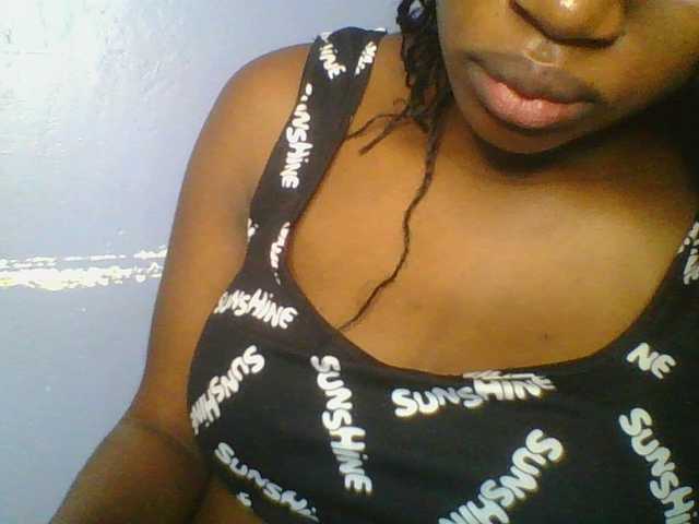 Sweetchely live webcam show
