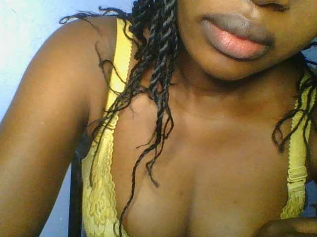 Sweetchely live webcam show