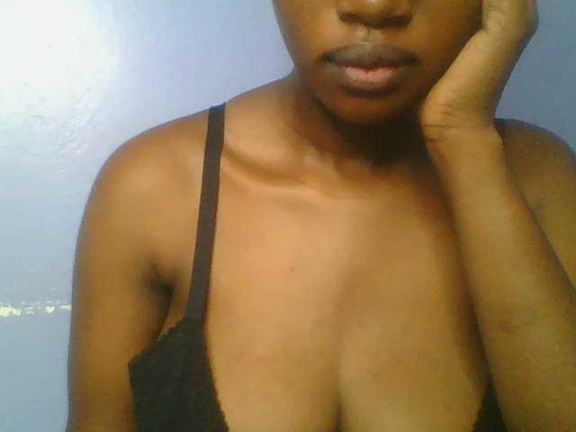Sweetchely live cam on UnifiedCams