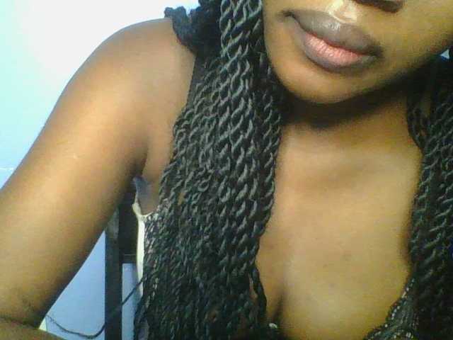 Sweetchely live webcam show