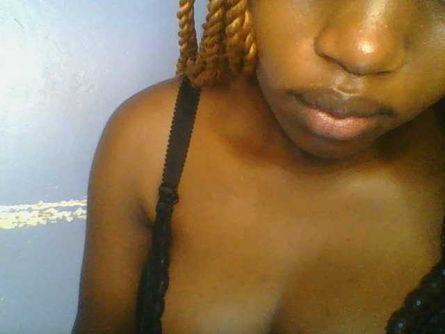 Sweetchely live cam on BongaCams