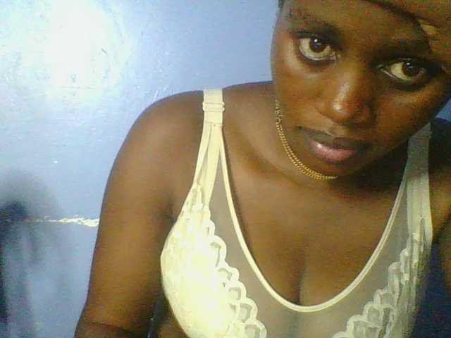 Sweetchely live cam on BongaCams