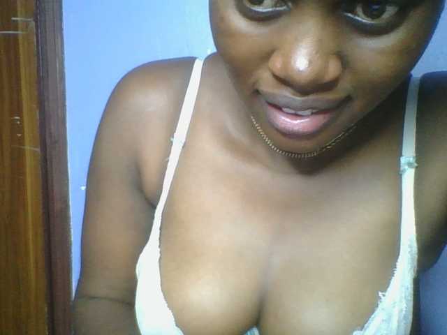 Sweetchely live cam on BongaCams