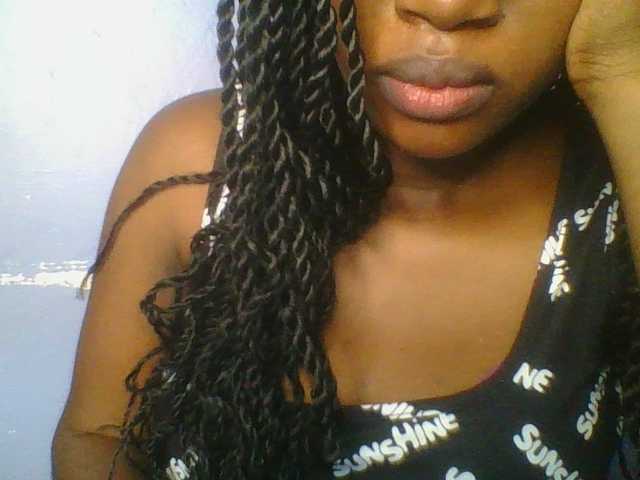 Sweetchely live cam on BongaCams