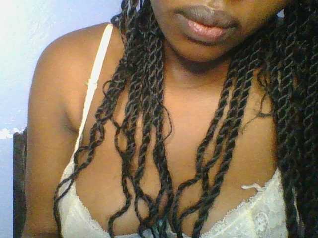 Sweetchely live cam on BongaCams