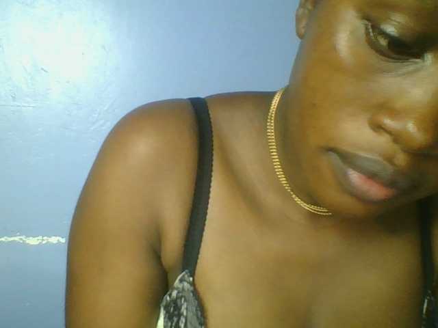 Sweetchely live cam on BongaCams