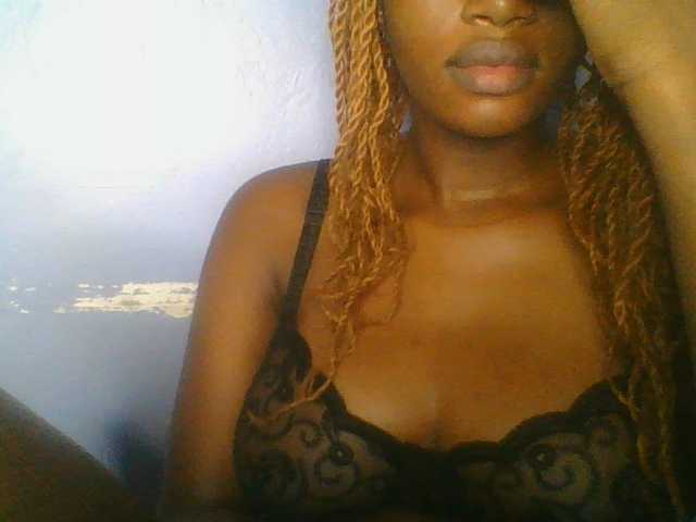 Sweetchely live cam on BongaCams