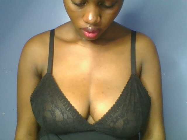 Sweetchely live cam on BongaCams