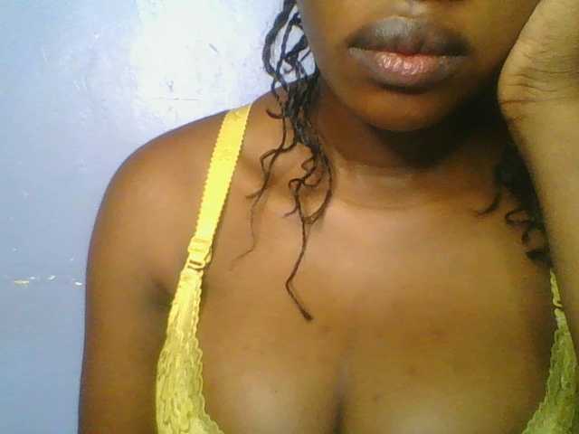 Sweetchely live cam on UnifiedCams