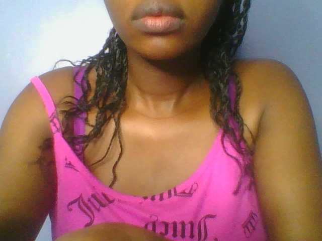 Sweetchely live cam on BongaCams
