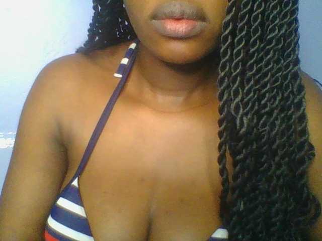 Sweetchely live webcam show