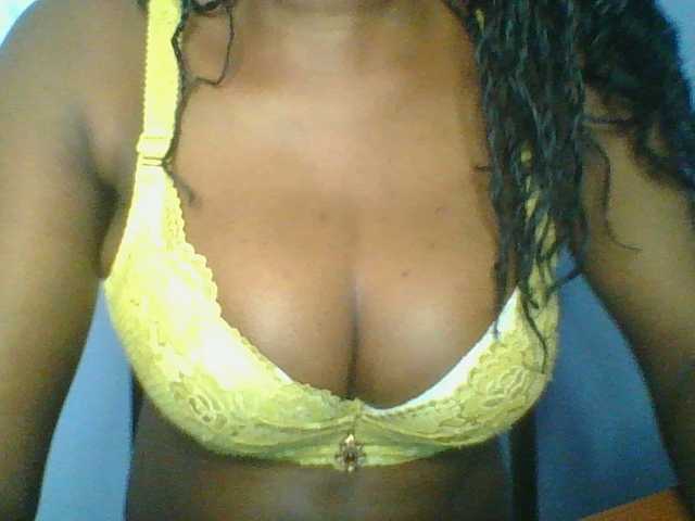 Sweetchely live webcam show