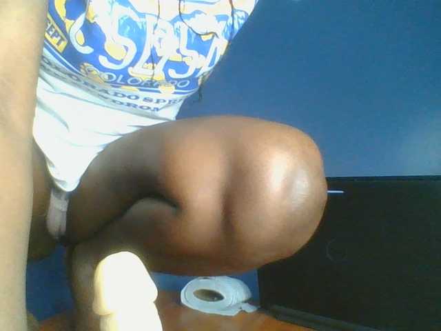 Sweetchely live cam on BongaCams