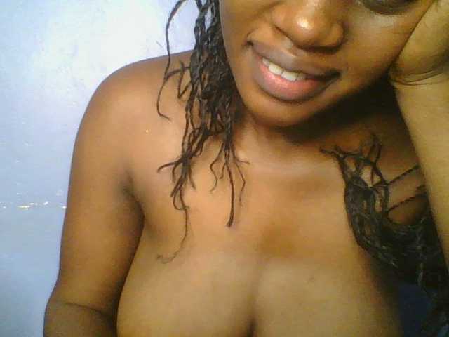 Sweetchely live webcam show