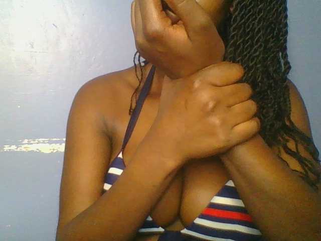 Sweetchely live webcam show