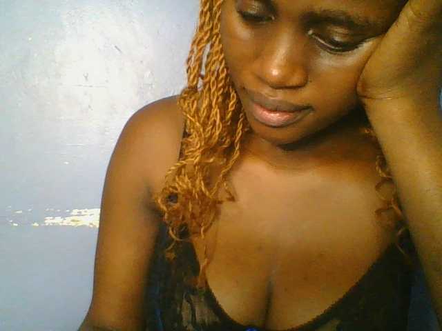 Sweetchely live cam on BongaCams