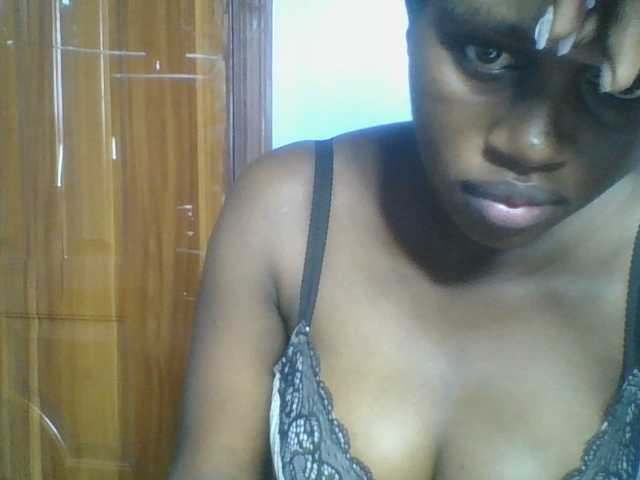 Sweetchely live cam on BongaCams