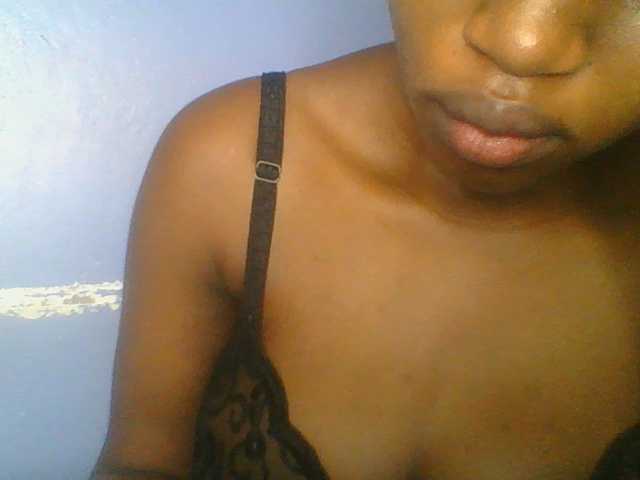 Sweetchely live cam on BongaCams